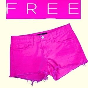 𝙁𝙍𝙀𝙀 J Brand cut off denim shorts in signal pink, size 27